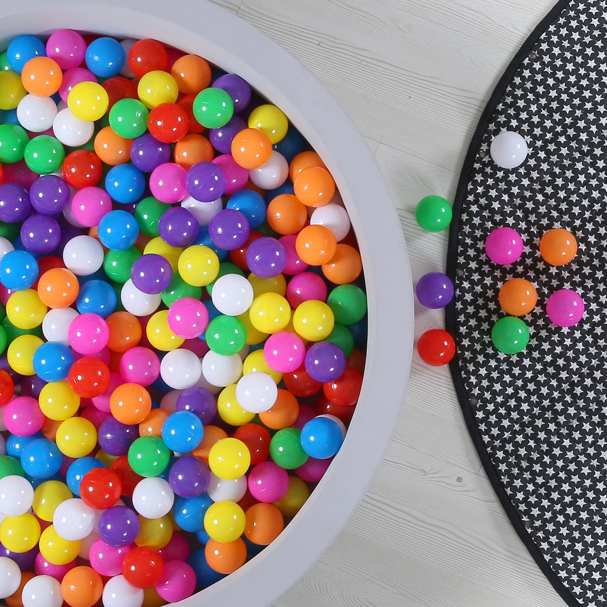 Plastic Ball Pit Balls R6467